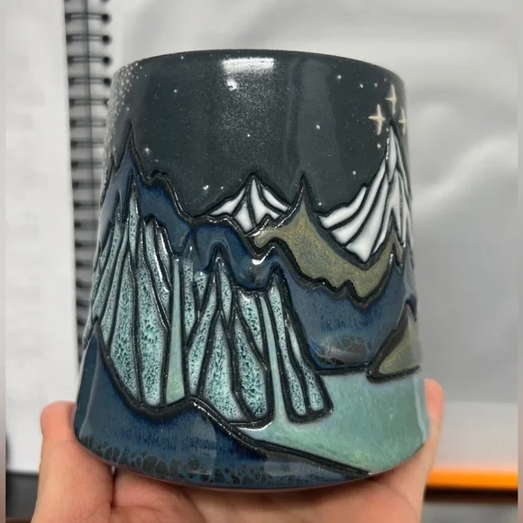 Alpenglow Pottery Velaris mug - Picture 3 of 9